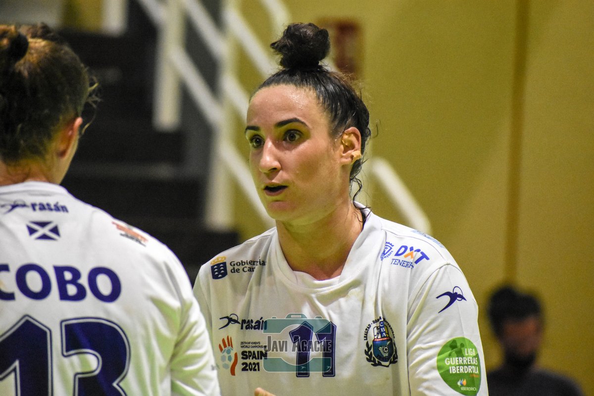 javi_agache's tweet photo. ๐ธPequeรฑos momentos del @BalonmanoSalud ante el @HSantQuirze
.
.
#Balonmano ๐คพโโ๏ธ #BalonmanoSalud #GuerrerasIberdrola ๐ #handball #balonmano #handebol #handballpassion #handballtime #handballworld #handballplayer #handbol #SaludTenerife #handballpasion #handballlove #deporte https://t.co/qef6dAoFjN