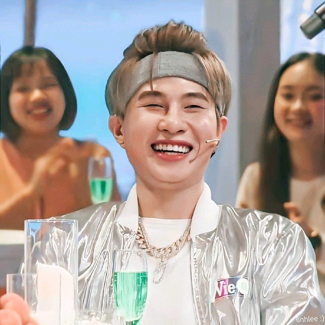 dimeo3011's tweet photo. Luôn phía sau chờ anh tin anh cùng anh chinh Phục Hành Chình Mới cùng #JackJ97       
 #DomluonbenJack 
 #Hanhtrinhmoi https://t.co/IWmD7Wt8H7