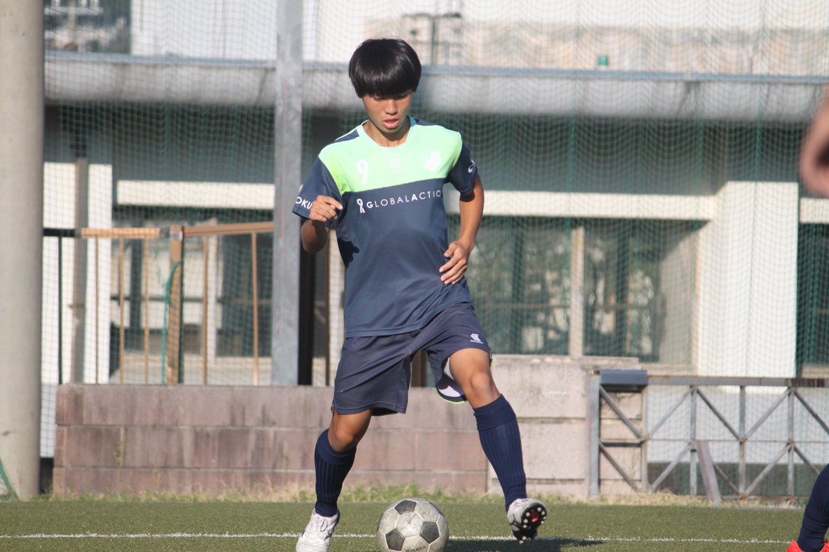 hotokufc1951's tweet photo. 2021.10.16（土） Aチーム トレーニング

明日の選手権初戦に向けて気合い十分です🔥

#HOTOKUFC #報徳学園サッカー部 #超戦 https://t.co/d9Urenkxr7
