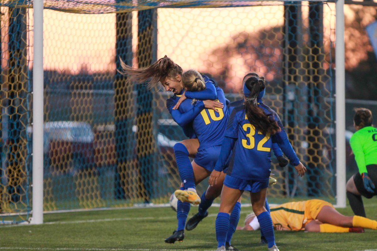 GoJacksSoccer's tweet photo. Name a better feeling 🤩 

We'll wait. https://t.co/8skr3vYiJg