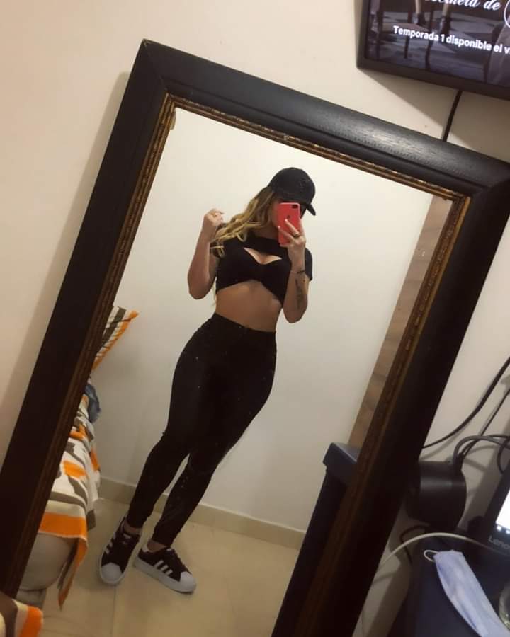 Laura1682lv's tweet image. Casual