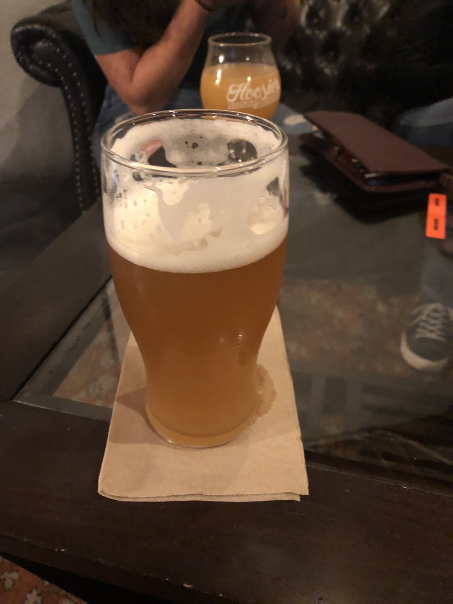 lanettstewart's tweet photo. Officially drank all the Blood Orange tonight. Last one… #FallBreak2020 #BeerIsntBetterInIndiana #IdRatherBeInFlorida #CarryOn https://t.co/fv6aprB1R0