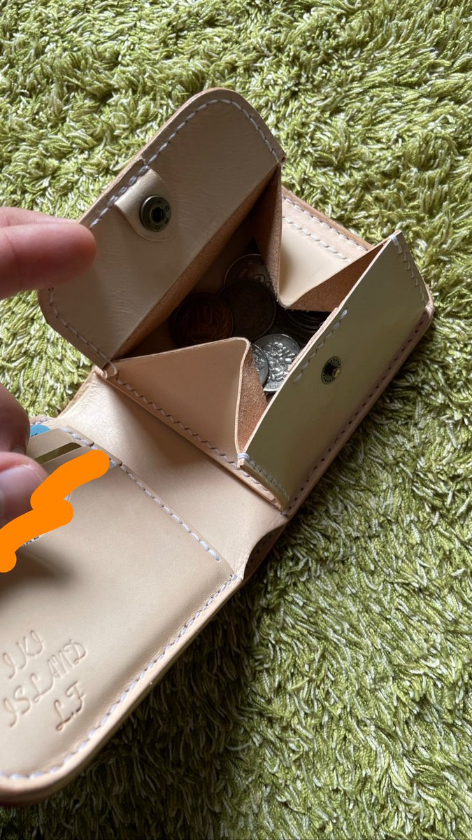 mimic87304938's tweet photo. ピンクの二つ折り財布👛
#レザークラフト　#leathercraft 
#二つ折り財布　#halfwallet 
#wallet
#ハンドメイド　#handmade https://t.co/QYCuWbAmCN