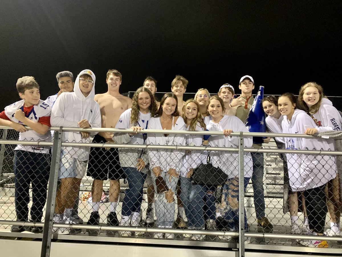 MidviewHS's tweet photo. Midview Super Fans Weather the Storm to support their Middies! https://t.co/F1QnLkm6yM