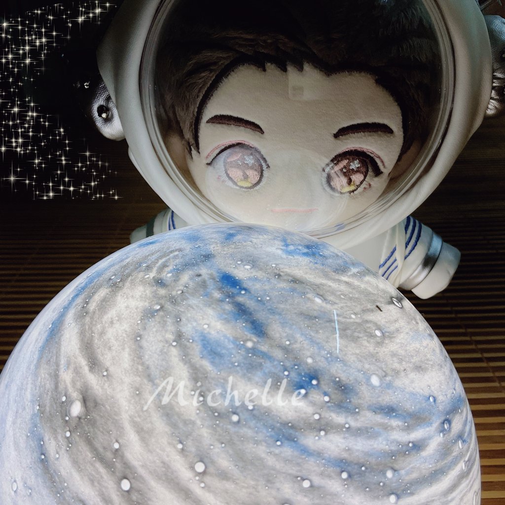 Michelle1204221's tweet photo. A little spaceman🚀🚀🚀
Looking forward to the new song🥰🥰🥰
@MSuppasit

#SPACEMANMSS
#MewSuppasit 
#SMTS2 https://t.co/kod4YPTo4g