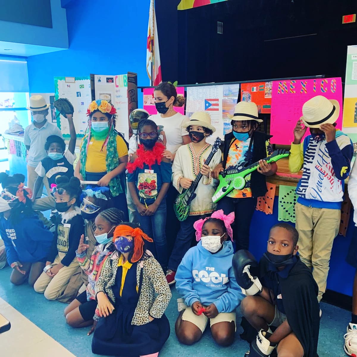 HolmesBulls's tweet photo. Holmes Elementary School celebrates Hispanic Heritage Month in rememberance of famous hispanics past and present. @HolmesBulls @LKFuller13 💙💛 https://t.co/yafLJ4dA2u