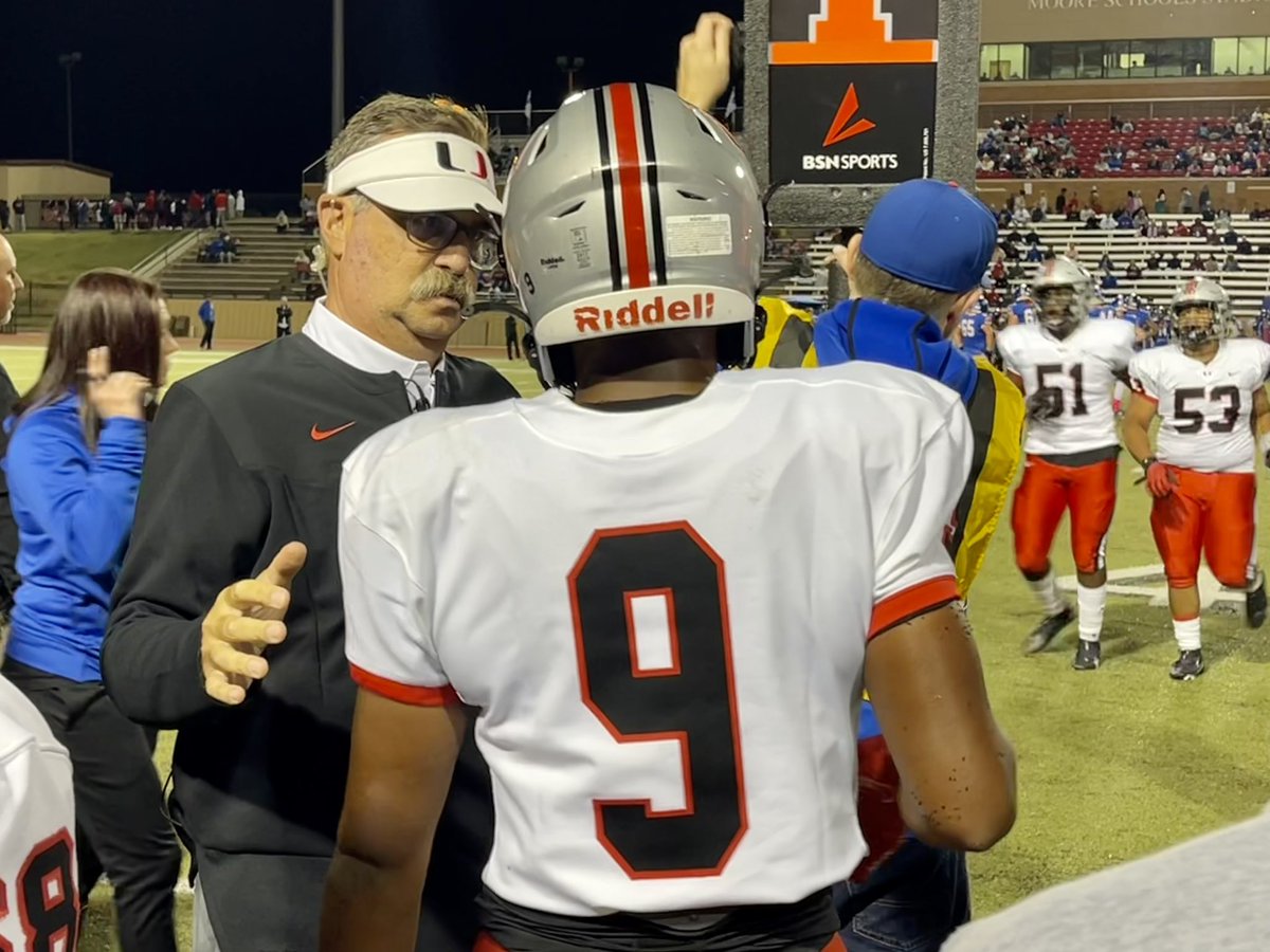 UnionFootball's tweet photo. Snapshots from the sidelines
2nd Half Edition
#UvsMoore | #playup https://t.co/nouXAdPME2