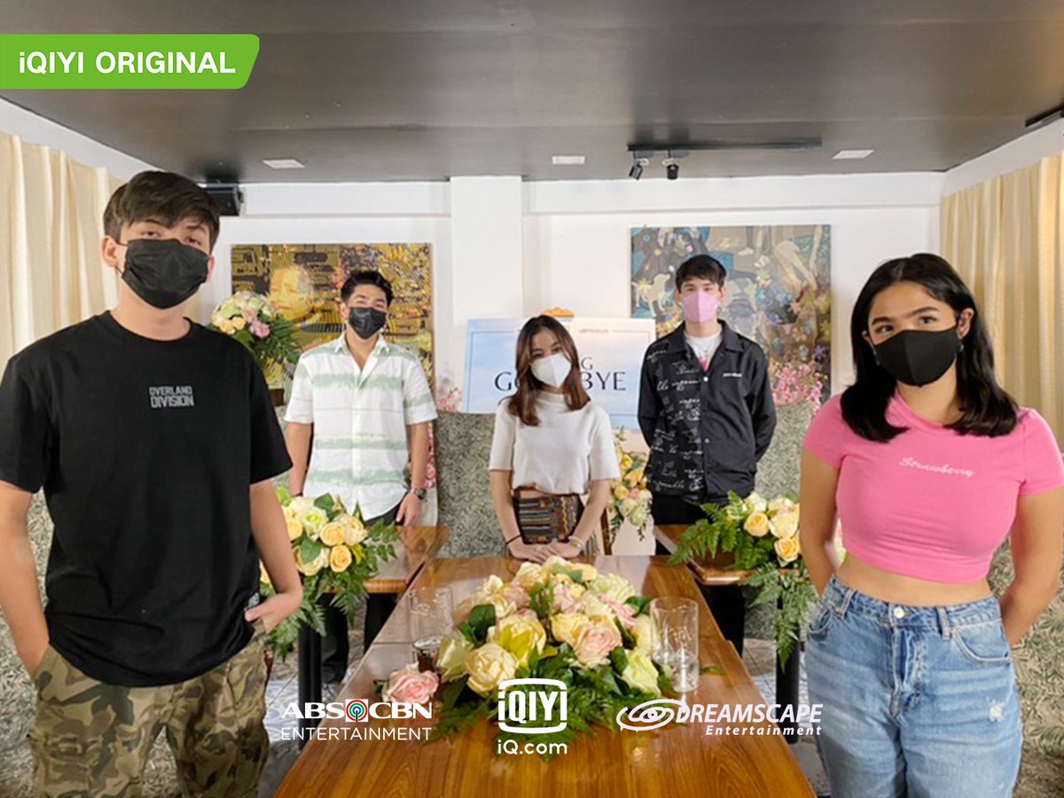 iQIYIph's tweet photo. Say hello to iQiyi's first-ever Filipino original #SayingGoodbye 👋🏻

Coming soon! 💚

#iQiyiPH #ABSCBN #SethDrea #KoDrea https://t.co/Bmo2cM15yN