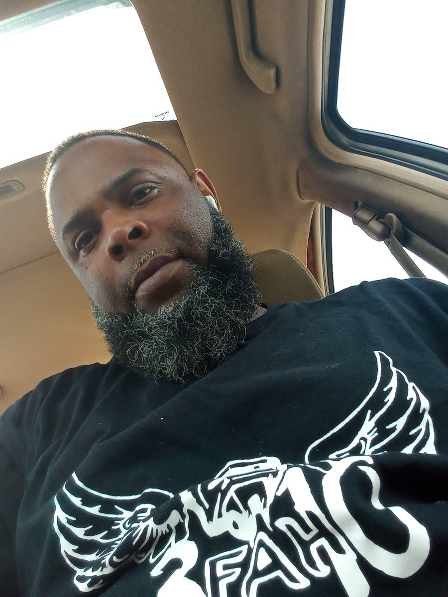 3FAH10's tweet photo. #3FAH10Brand #StillOnPoint #HoodieSeason #TeeShirts #WarmUps #Apparel #Originality #FreshGear #SettingTheStandard #CopUSum https://t.co/4BVLJtocmx