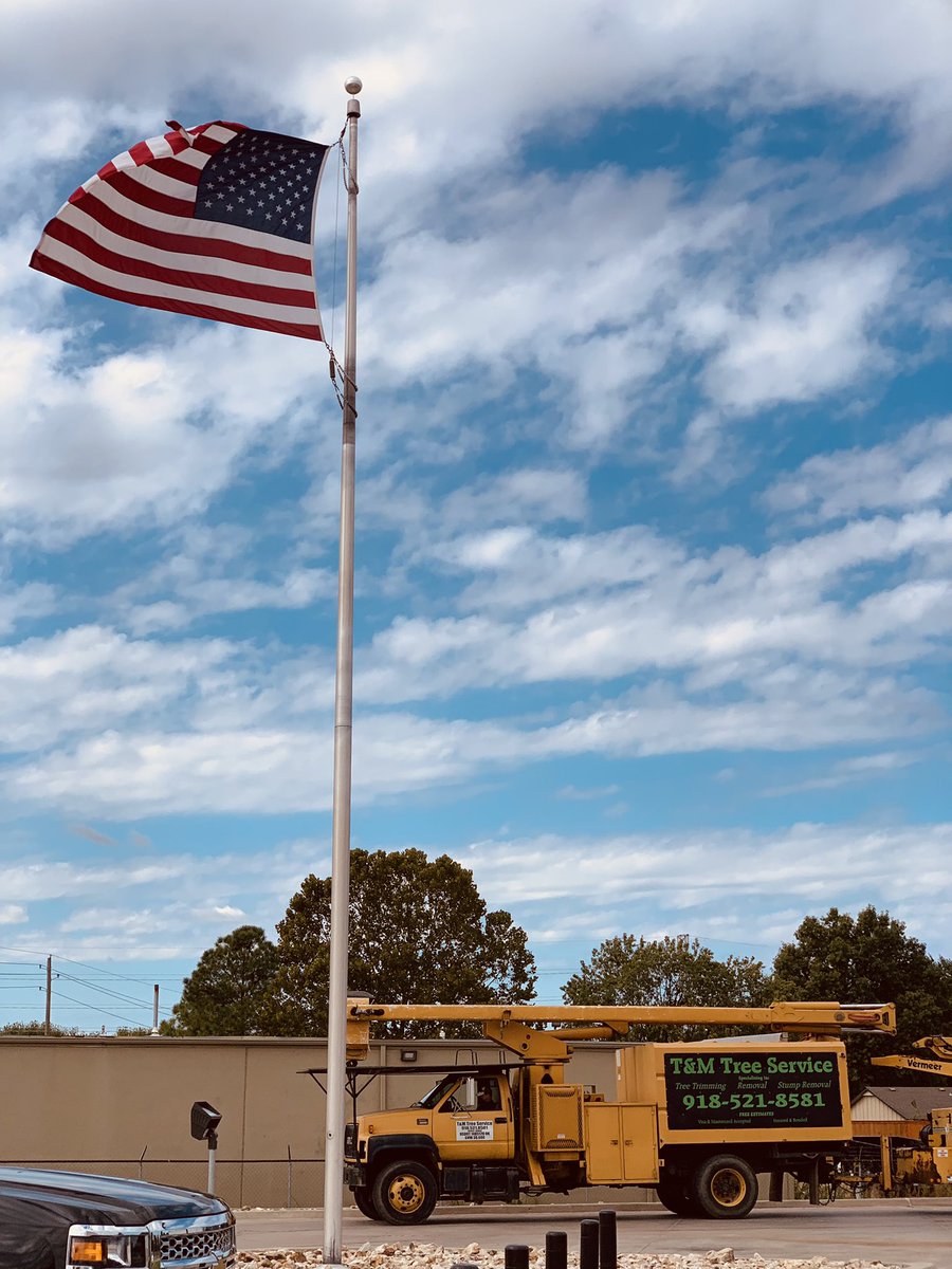 T_M_TreeService's tweet image. Call us today for a free estimate on your tree! #stihl #stihlchainsaw #Largetreeremoval #smalltreeremoval #stumpremoval #stumpgrinding #treetrimming #treepruning #locallyowned #familyowned #insured #bonded #calltoday #freeestimate #Tulsa #brokenarrow #jenks #bixby