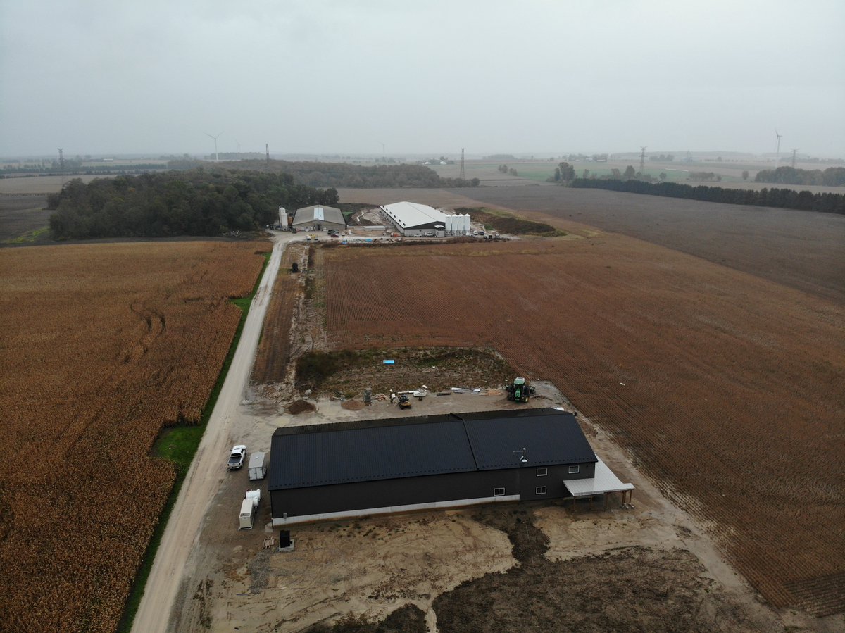 MR_ENG_DESIGN's tweet photo. Awesome to see these projects nearing completion for @TheWholePig by @mccannredimix. Thanks for hosting the open house this evening and great to see other producers and neighbors out for the tour! #agconstruction @ontag https://t.co/AgJE0xDNsp