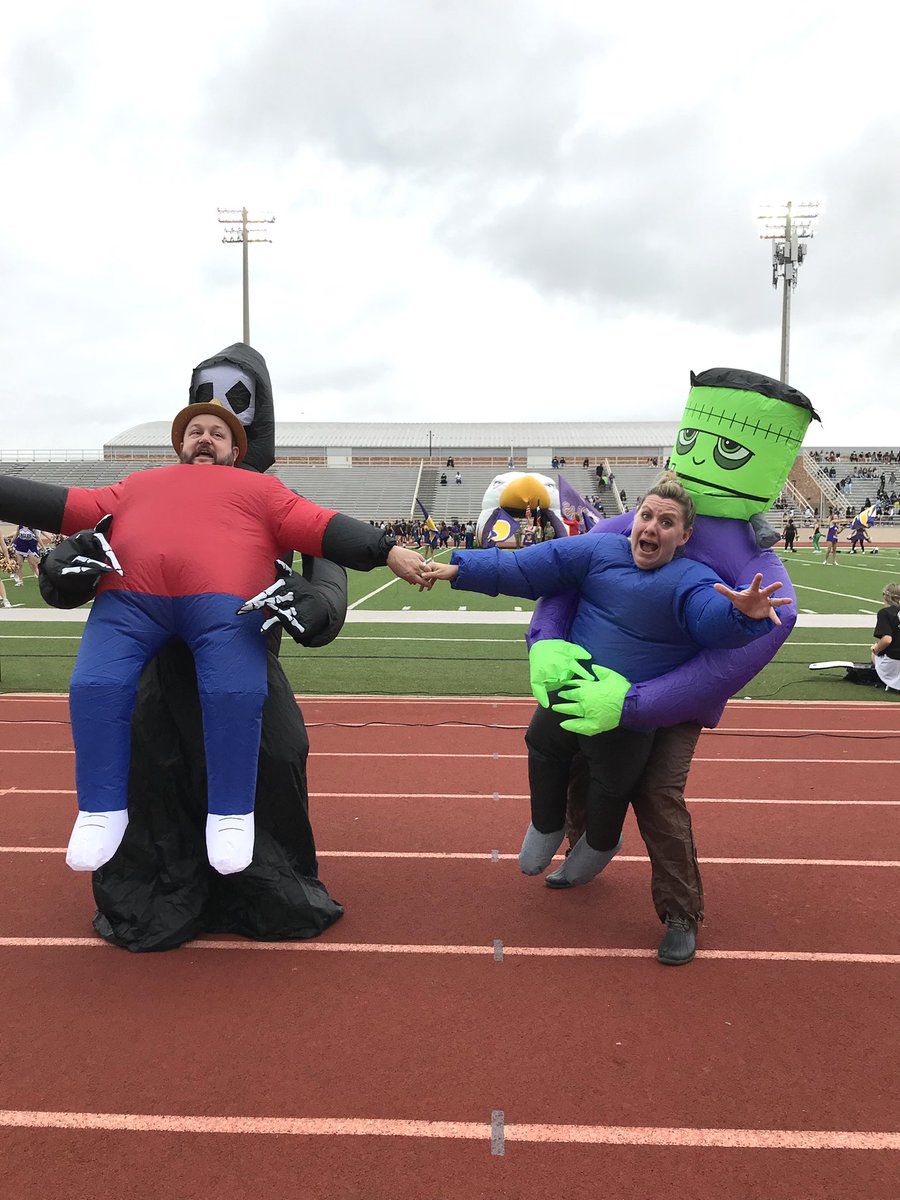 RHSAVIDBrown's tweet photo. Morning pep rally was a blast! 👻🧟‍♀️🧟🦅 https://t.co/cL2etnevqN
