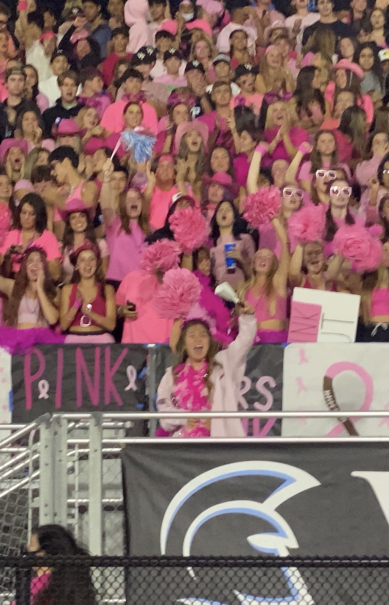 vphsspirit's tweet photo. Pump Up That Spirit! @StudentSectRep @MAlvarez02 @VPHSathletics @VPasb @ocvarsity #ocvfans https://t.co/fR4NvdboqN