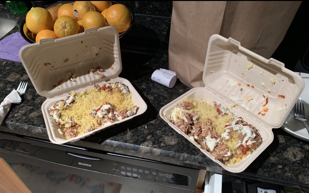 ibralter's tweet photo. @Osmows really just snaked me of my favourite order and basically just gave me rice... WOW, what a deal eh? I guess I know which shawarma spot I’ll be going to next #ShawarmaDay https://t.co/AHfOrRccMt