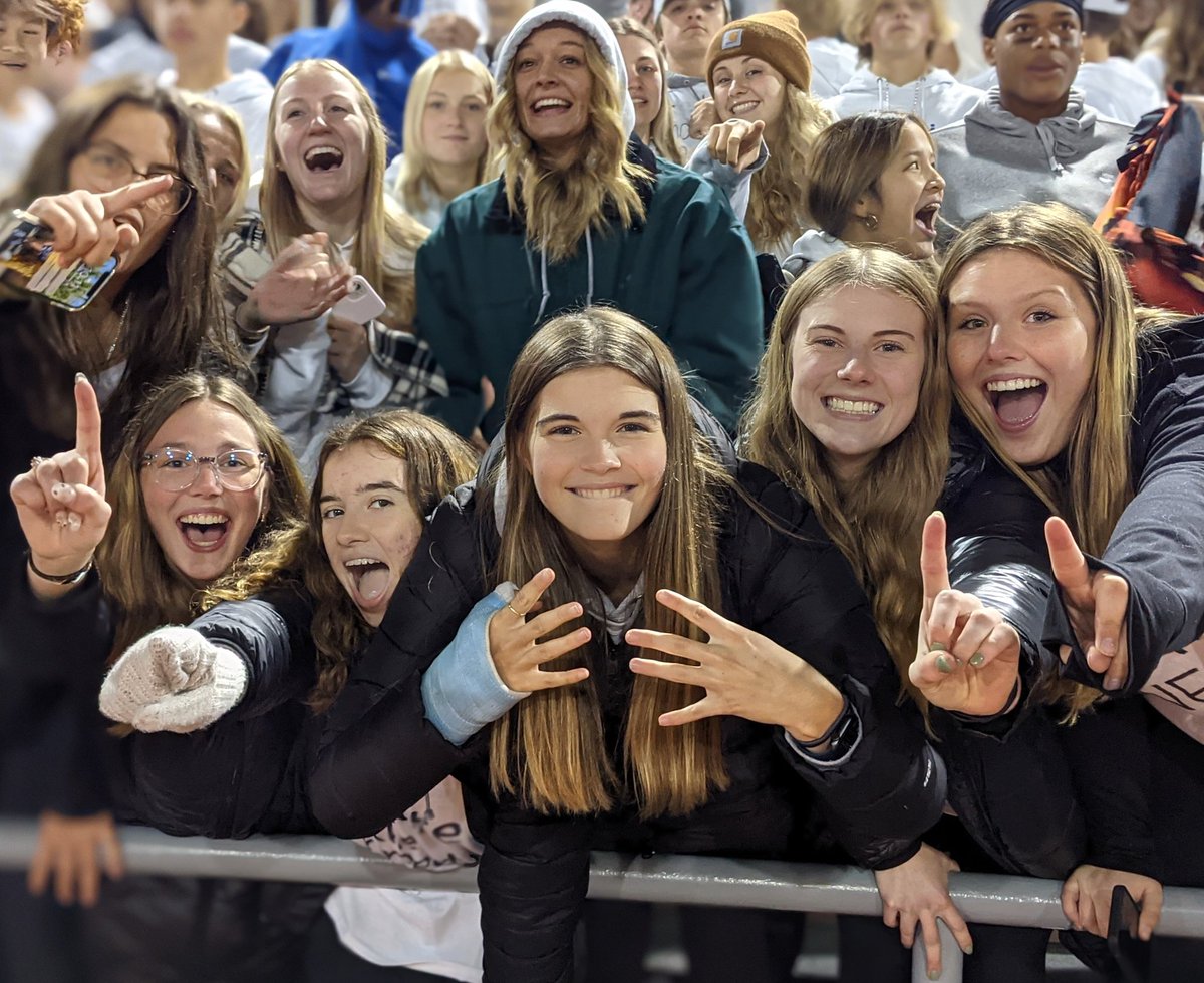 CRKennedyHigh's tweet photo. This is what 8-0 feels like!  #RollCougs https://t.co/i8cFWqTHPh