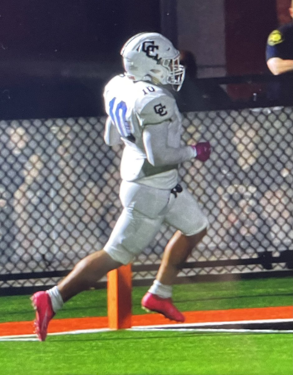 ButtonAthletics's tweet image. Buttons pull away in the second half and go to 6-1 for the season and 4-0 in district and 4-0 in district. The final score from Houston St. Pius X, CC 51 - St. Pius X 21. #CCstrong