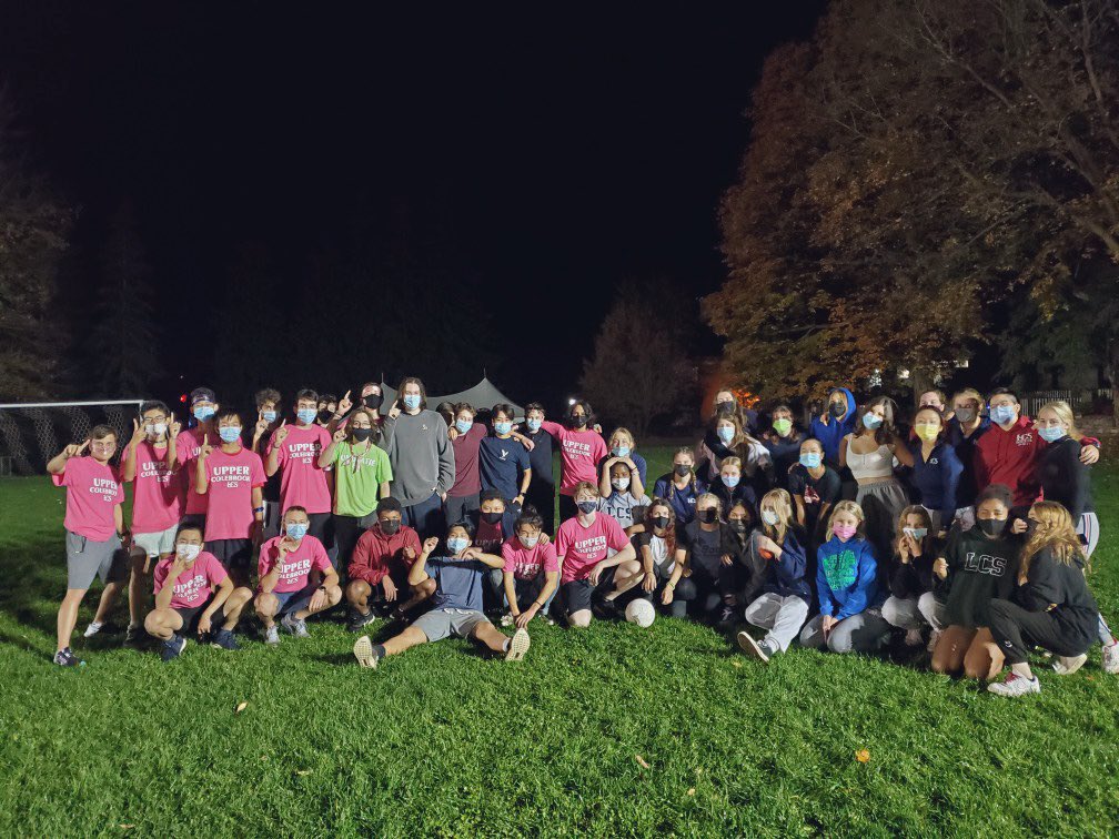 MsVConfesor's tweet photo. Wow what a night! For our first house event, we paired up with Grove House for an exciting soccer baseball game! We ended the night singing songs and playing games outdoors on our projector together!
#LCSUpper #LCSBoarding #CommunityFirst #LakefieldCollege @LakefieldCS https://t.co/PQyUST9oFJ