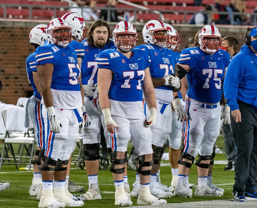 Rhettlarson4's tweet photo. After a great talk with @CoachRickerOL I am VERY blessed to receive an offer from Southern Methodist University!!! 🔵🔴⚪️ @CoachWax91 @CoachDykesSMU @schaubwill  @Coachantonio @ConsolFootball @TylerOlker @SMU_Football https://t.co/TJe0NkHUtI