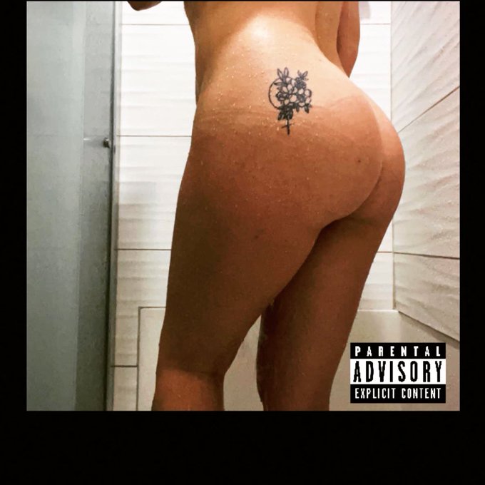 Just dripping 💦💦💦 #amateurpornstar #wet #booty #fit #canadiangirl #ShowerSelfie https://t.co/M8QknRf<a href="/tag/amateurpornstar"class="tags">#amateurpornstar</a><a href="/tag/wet"class="tags">#wet</a><a href="/tag/booty"class="tags">#booty</a><a href="/tag/fit"class="tags"><span>#fit</span></a><a href="/tag/showerselfie"class="tags"><span>#showerselfie</span></a><a href="/tag/canadiangirl"class="tags"><span>#canadiangirl</span></a>