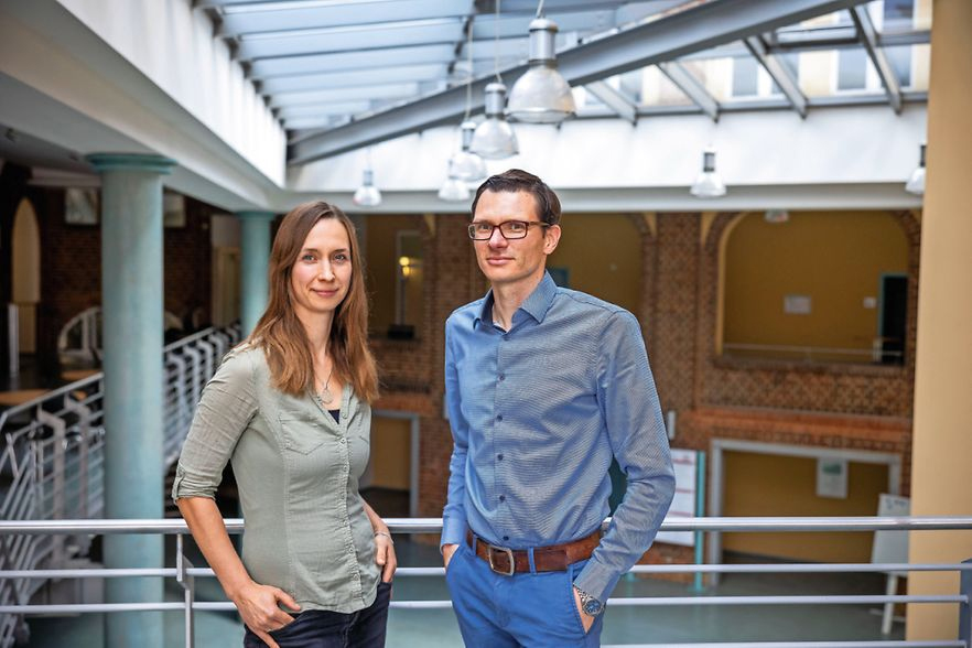 HumanX_GmbH's tweet photo. The @IHK_Ostbrandenb presents us and tells about our way to #patient-specific models and tissue from the #3D printer.  Thanks for the great interview.
Read now at https://t.co/mFZ1dSiZZ0 https://t.co/G7ltlePwlD