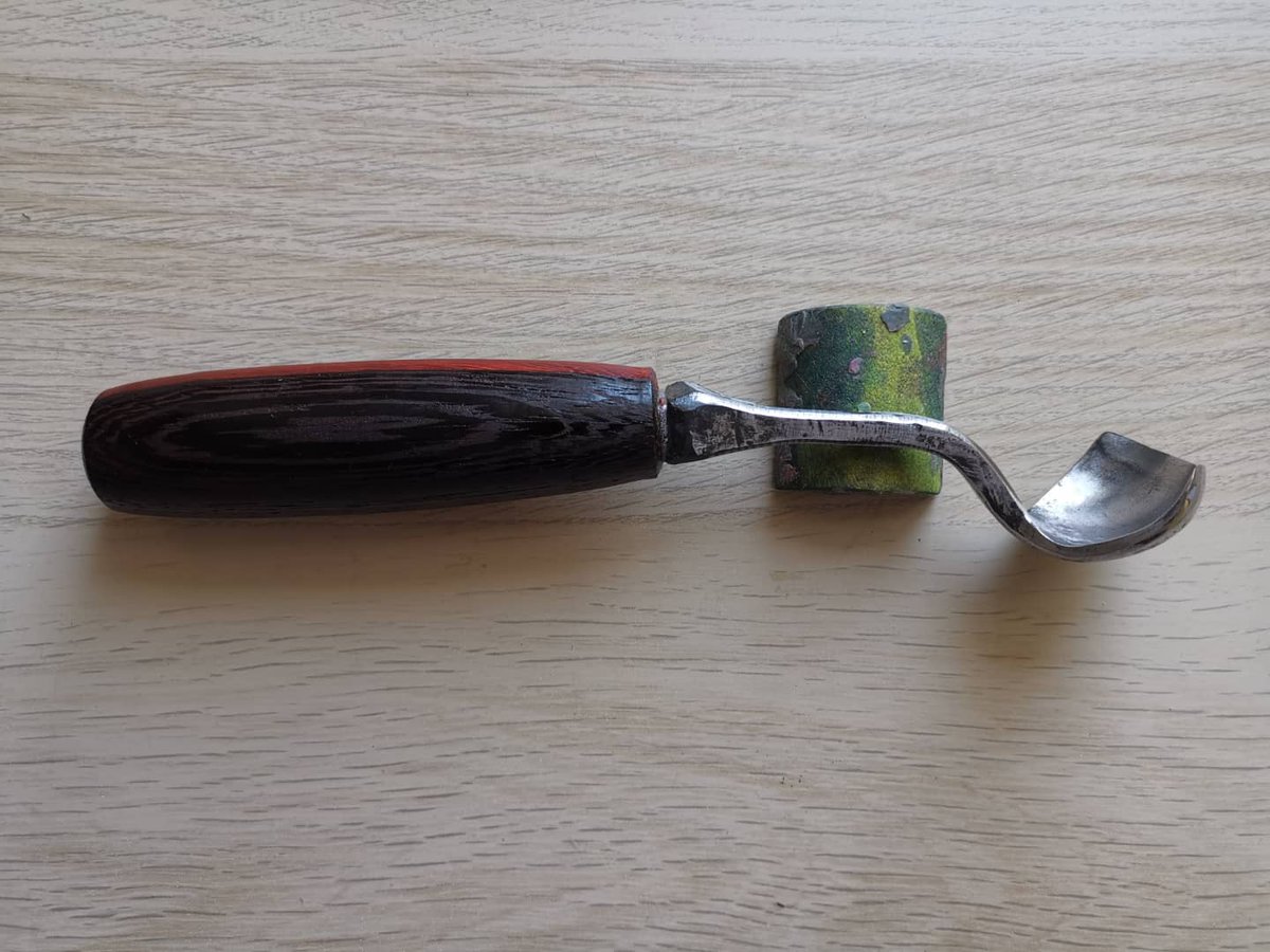 vbamburintools's tweet image. Клюкарза для посуды
Кому нужен инструмент обращайтесь
Заточен остро и готов к работе
#vbamburintools #blacksmithingtools #handmade #handtools #miniaturetool #DIY #realcraft #blacksmithing #blacksmithingtools  #handcarving