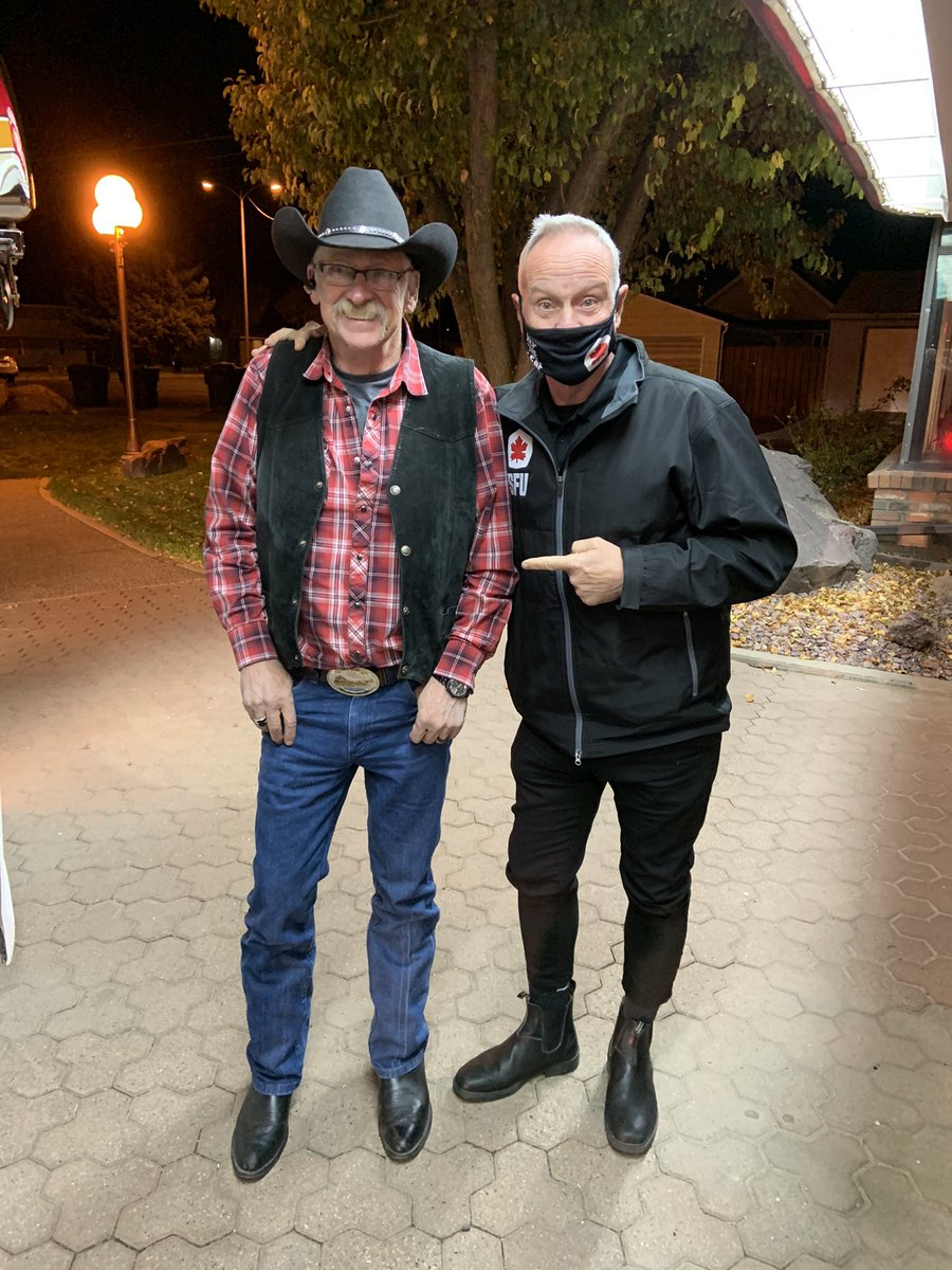 We have finally arrived in Havre, Montana! 👍🏈🙌 <a href="/sfu_athletics/">SFU Athletics</a> <a href="/sfufbalumni/">SFU Football Alumni</a> <a href="/SFUFootball/">SFU Football</a> <a href="/SFUFBBoosters/">SFU FOOTBALL BOOSTERS</a> #dennisthebusdriver