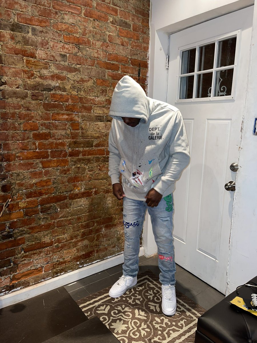peso42_'s tweet photo. Nomore play time this shit Fo Real🚦 https://t.co/ALDhhaDQiS