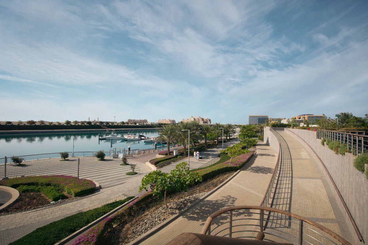 VisitSaudi's tweet photo. KAEC: experience luxury and leisure like never before on Saudi's city by the sea.
Step this way for our recommendations of things to do and see 👉 https://t.co/jjx1D6l0gh
#VisitSaudi #SaudiCities https://t.co/8zdUcyKCVv
