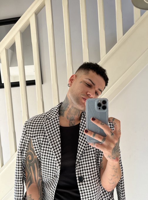 Okay. Hello ❤️ https://t.co/uP6l6nhcpY