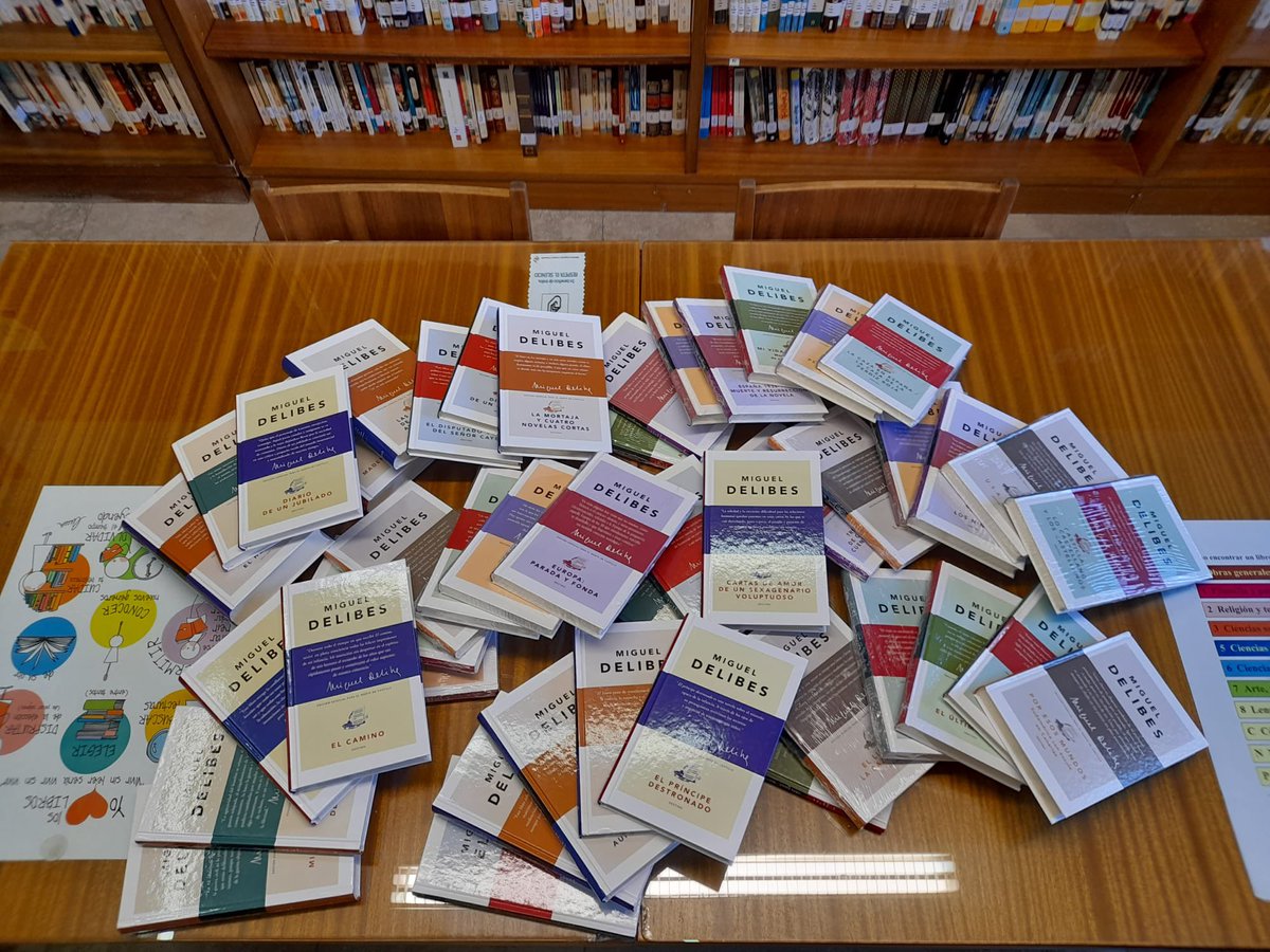 cscchamartin's tweet image. ☕️Café tertulia por el Centenario de Miguel Delibes entre profes y PAS

@miguelfundacion, gracias por la obra donada! 

#centenariodelibes