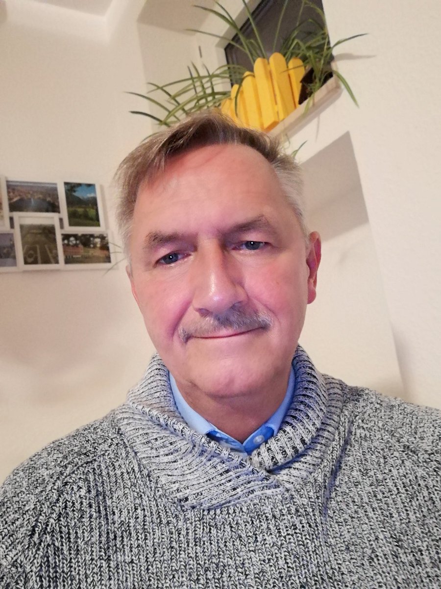 michael_radde's tweet photo. Wünsche allen einen schönen Samstag und ein tolles Wochenende 👍 #bleibtgesund #saturdaymorning #weekendvibes #waitingforcoffee https://t.co/NkDfhXP92A