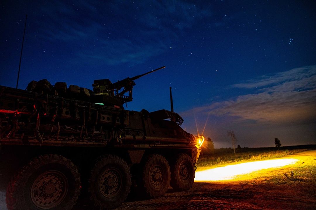 Starlit Stryker

#Soldiers position a Stryker vehicle during an emergency deployment readiness exercise at Bemowo Piskie Training Area, #Poland.

📸 by Spc. Osvaldo Fuentes

#TrainedandReady #Ready2Fight
