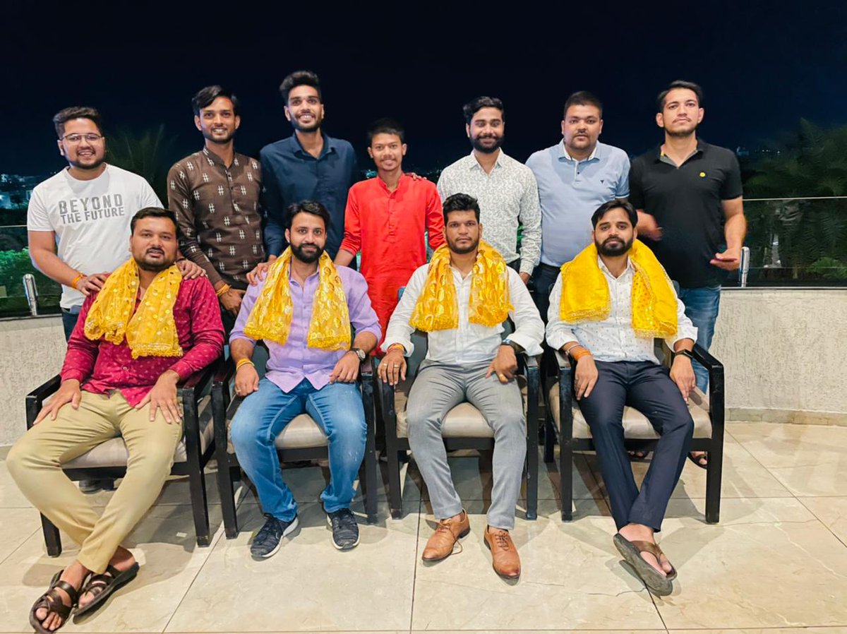 sonuptdrBJP's tweet photo. जन्मदिवस की हार्दिक हार्दिक शुभकामनाये दादभाई
@HS_Kushwah 💐💐
@PraveenKsharmaa 
@imhempal https://t.co/13GsKB5Bwz