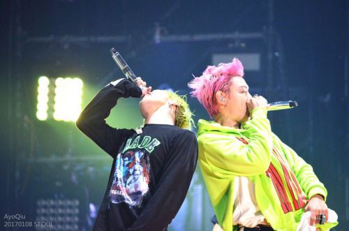 —Vía IG:—

La mejor forma de cerrar el festival este año era aquí gritando entre el público viendo a estos chicos en acción.
Lo hiciste genial <a href="/KwxnJiYong_B/">JiYong</a> lo pasé increíble. #Rolbandchella21