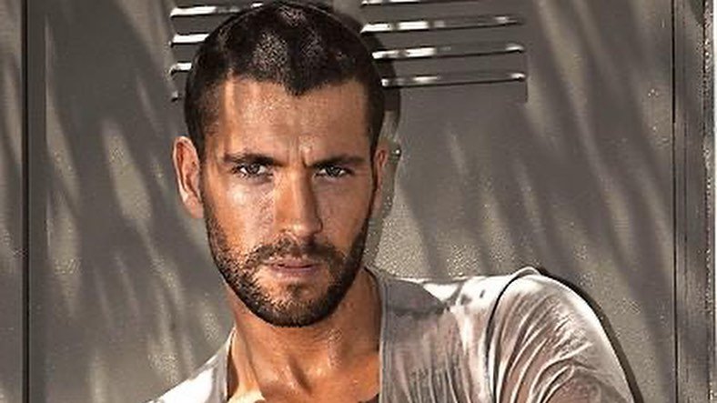 Happy Birthday to Shayne Ward.
(16 October 1984) 