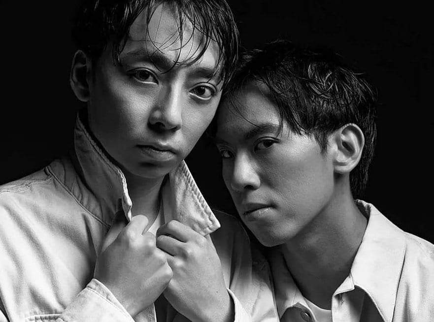 twosetzoo's tweet photo. WET??×? HAIR??×?@*×*Y2JW WHATTHESORCERY IS THIS WHATE JWJSNS https://t.co/3hE0h5buQw