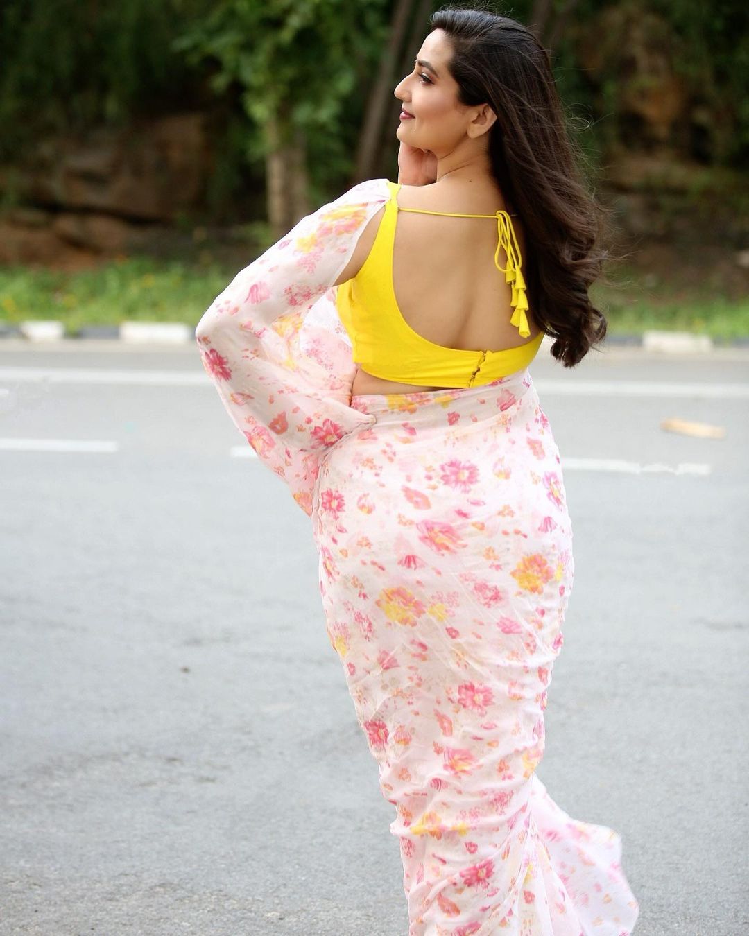 FBzMGb0VEAULOpV?format=jpg&name=large