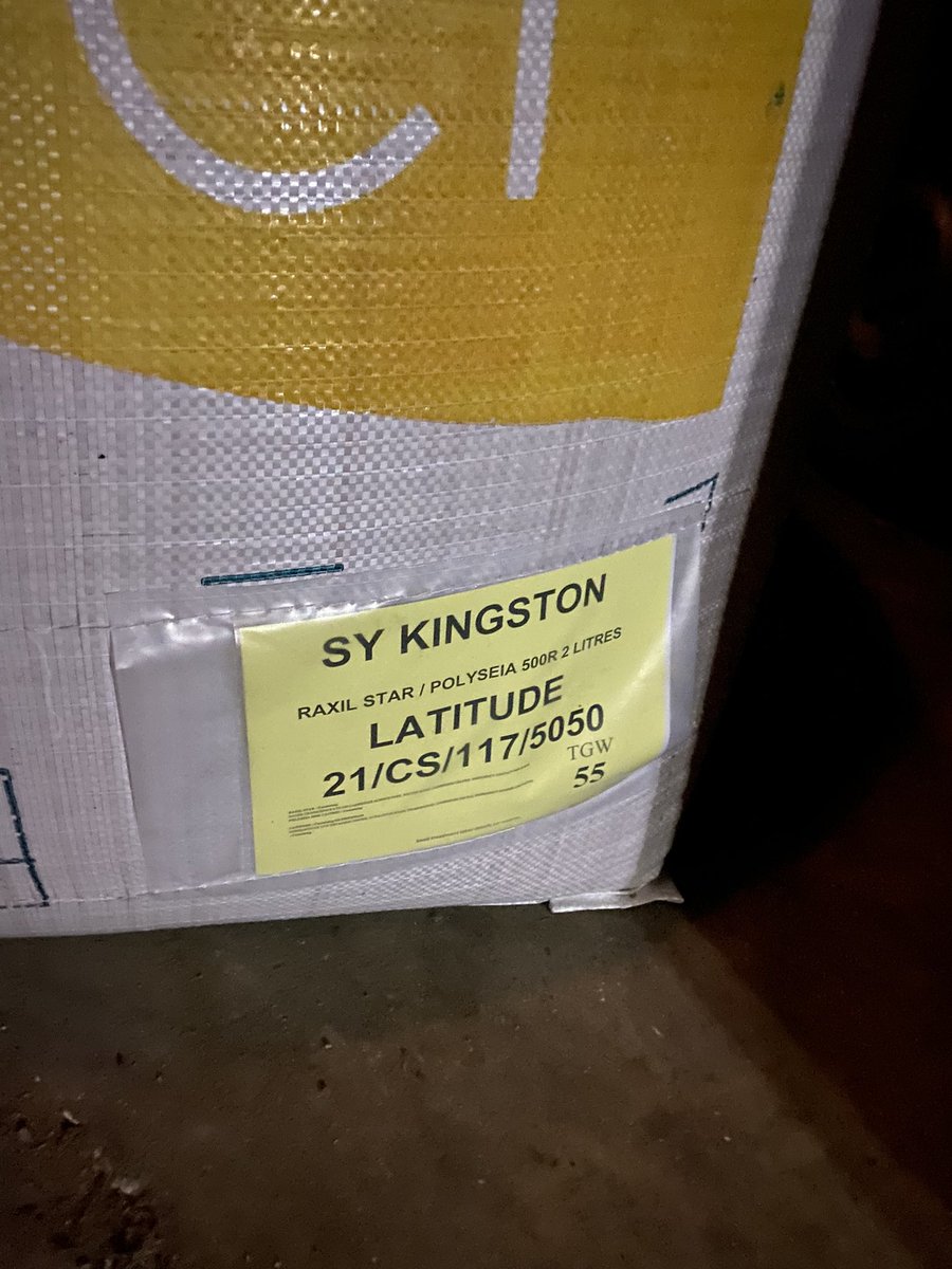 I have 2t of Siskin seed and 500kg of Sy Kingston hybrid winter barley left over if anyone wants them!? <a href="/FrontierAg/">Frontier Agriculture</a> <a href="/SOYLprecision/">SOYL precision</a>