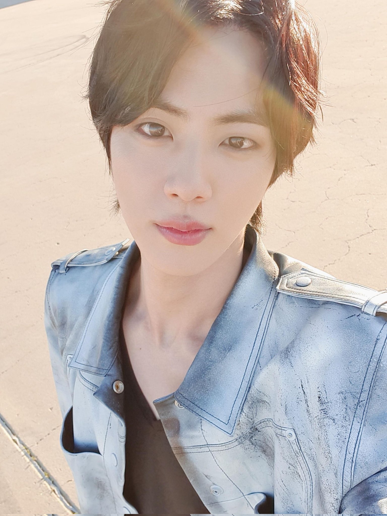 FBzNN_MUYAMPMkp?format=jpg&name=large