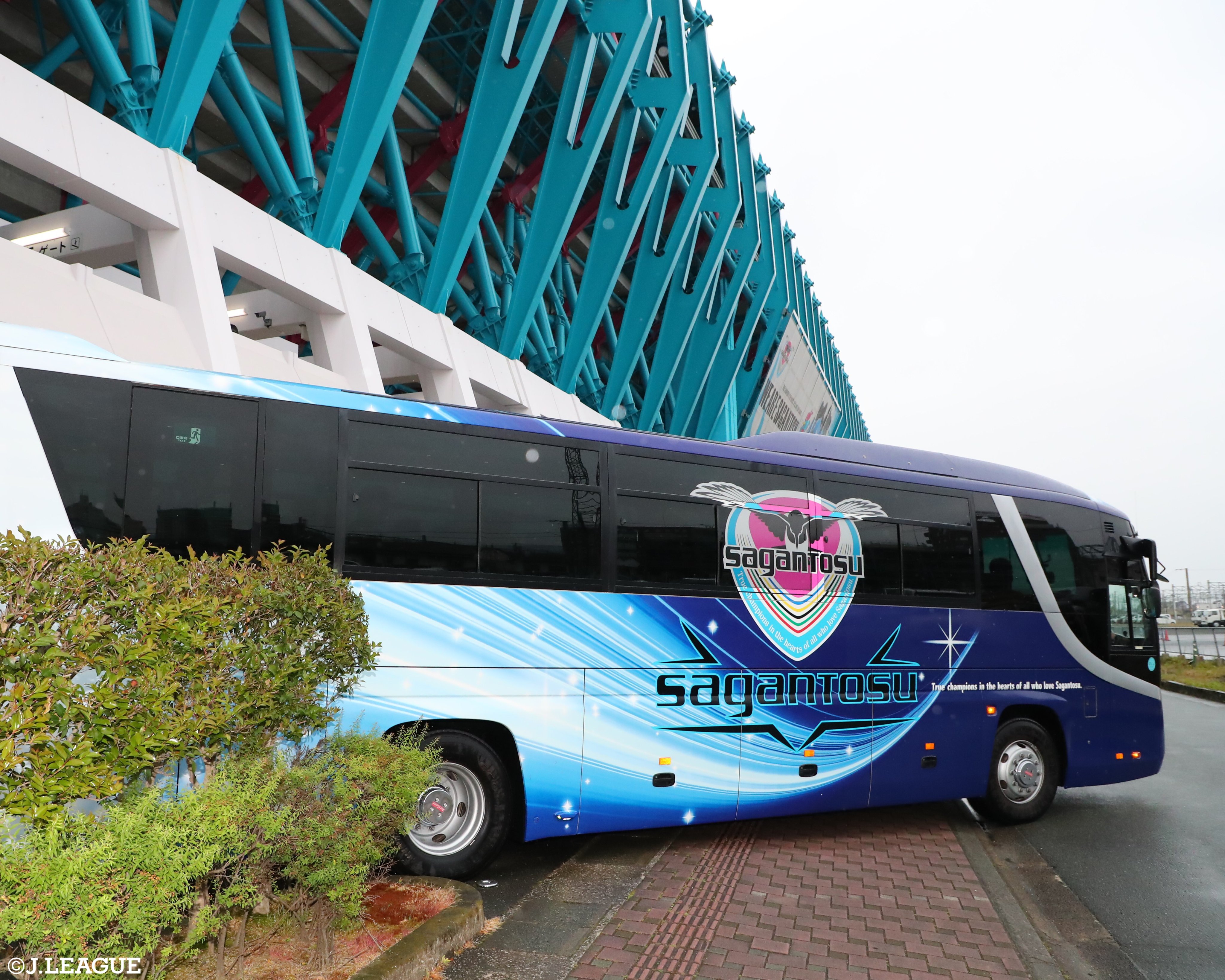 ｊリーグ 日本プロサッカーリーグ 今日は ドライバーの日 ｊリーグでドライバーといえば チームバス の運転手さん 毎試合 スタジアムまで安全運転で選手たちを運ぶドライバーの皆さんに感謝 いつもありがとうございます ｊ