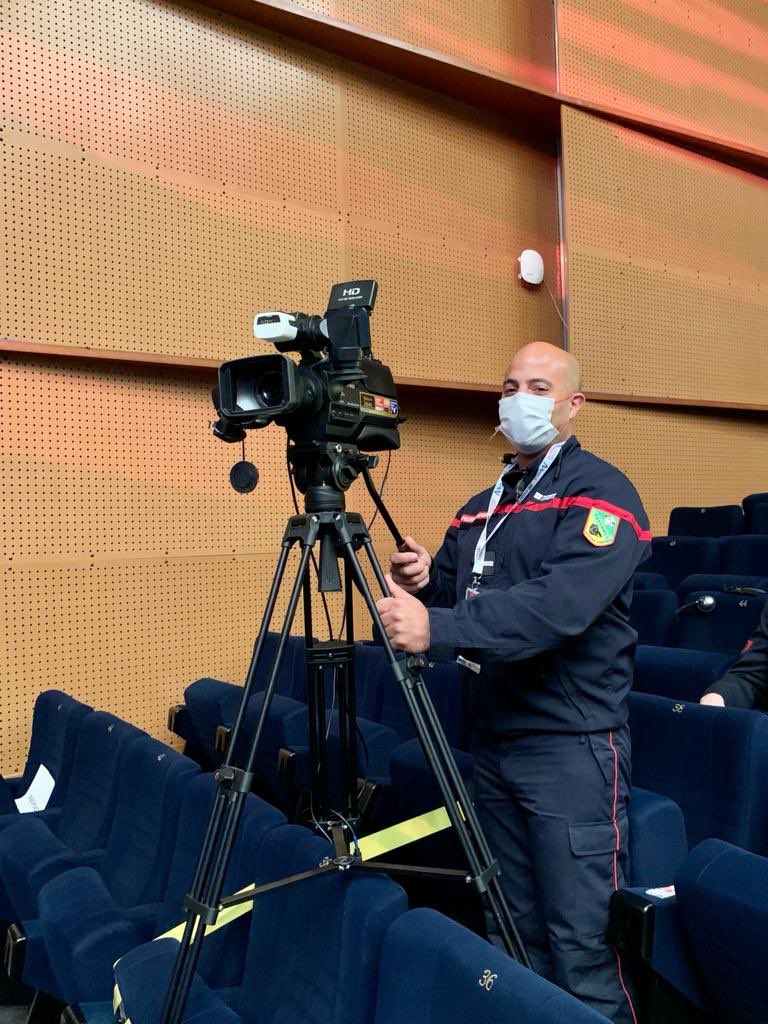 CHRISTOPHE Pascal (@christophepas10) on Twitter photo La Com 08 présente au @cnspf2021 pour filmer l’AG FNSPF 2021 et l’échange d’allocutions entre le Président de la République <a href="/EmmanuelMacron/">Emmanuel Macron</a> et le Président de la Fédération Nationale des <a href="/PompiersFR/">Pompiers de France</a> remarquablement réélu <a href="/EBrocardi/">Porte-parole des sapeurs-pompiers de France</a> <a href="/hakimouttighir/">Hakim08</a> <a href="/delcroixfr/">delcroix frederic</a> <a href="/ange_friedrich/">Ange FRIEDRICH</a> La Com 08 présente au @cnspf2021 pour filmer l’AG FNSPF 2021 et l’échange d’allocutions entre le Président de la République <a href="/EmmanuelMacron/">Emmanuel Macron</a> et le Président de la Fédération Nationale des <a href="/PompiersFR/">Pompiers de France</a> remarquablement réélu <a href="/EBrocardi/">Porte-parole des sapeurs-pompiers de France</a> <a href="/hakimouttighir/">Hakim08</a> <a href="/delcroixfr/">delcroix frederic</a> <a href="/ange_friedrich/">Ange FRIEDRICH</a>