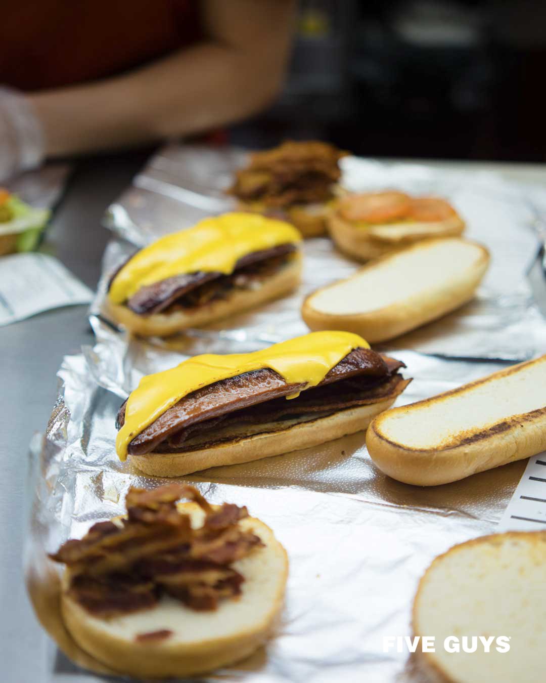 Five Guys NL on Twitter "Welke toppings passen volgens jou het beste