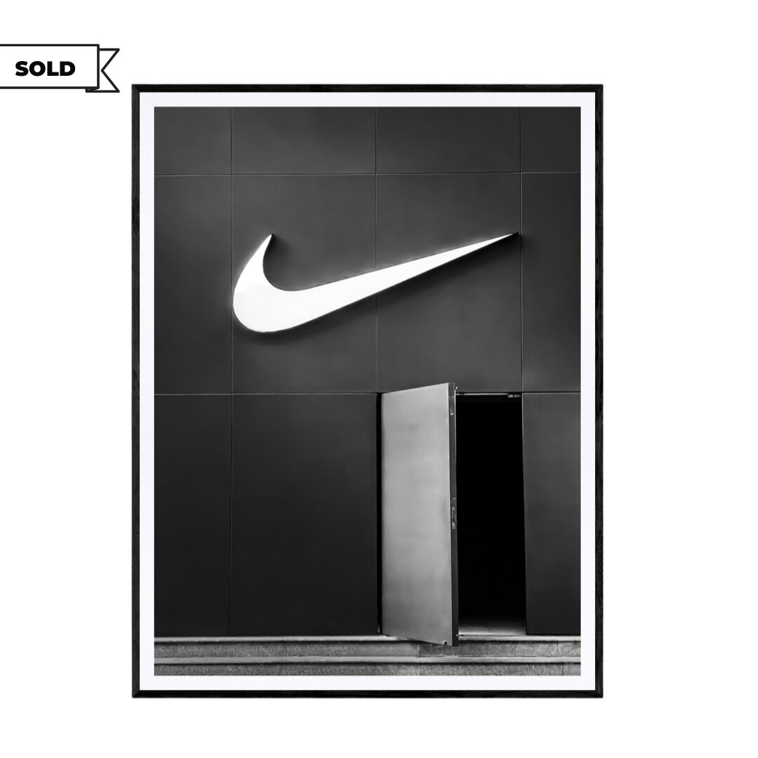 Just Sold!

'Side Door' by Yi Wu, 2021

#pikcha #pikcha100 #fineartphotography #photographoftheday #photographer #photoshoot #photogram #bnwphoto #travelgram #bnwlovers #travelphotgraphy #nike #nikephoto #limitededitionprints #exclusivephotography #beautifulplaces #ig_china