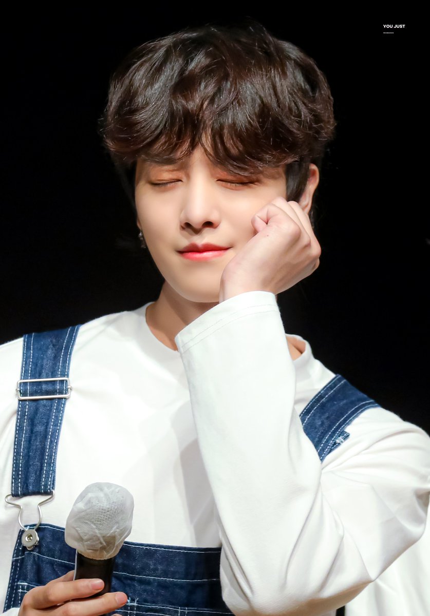 YOUJUST950902's tweet photo. 210606
210703

#원어스 #ONEUS #레이븐 #RAVN #レイブン #김영조 https://t.co/PlvgqNbN0Q