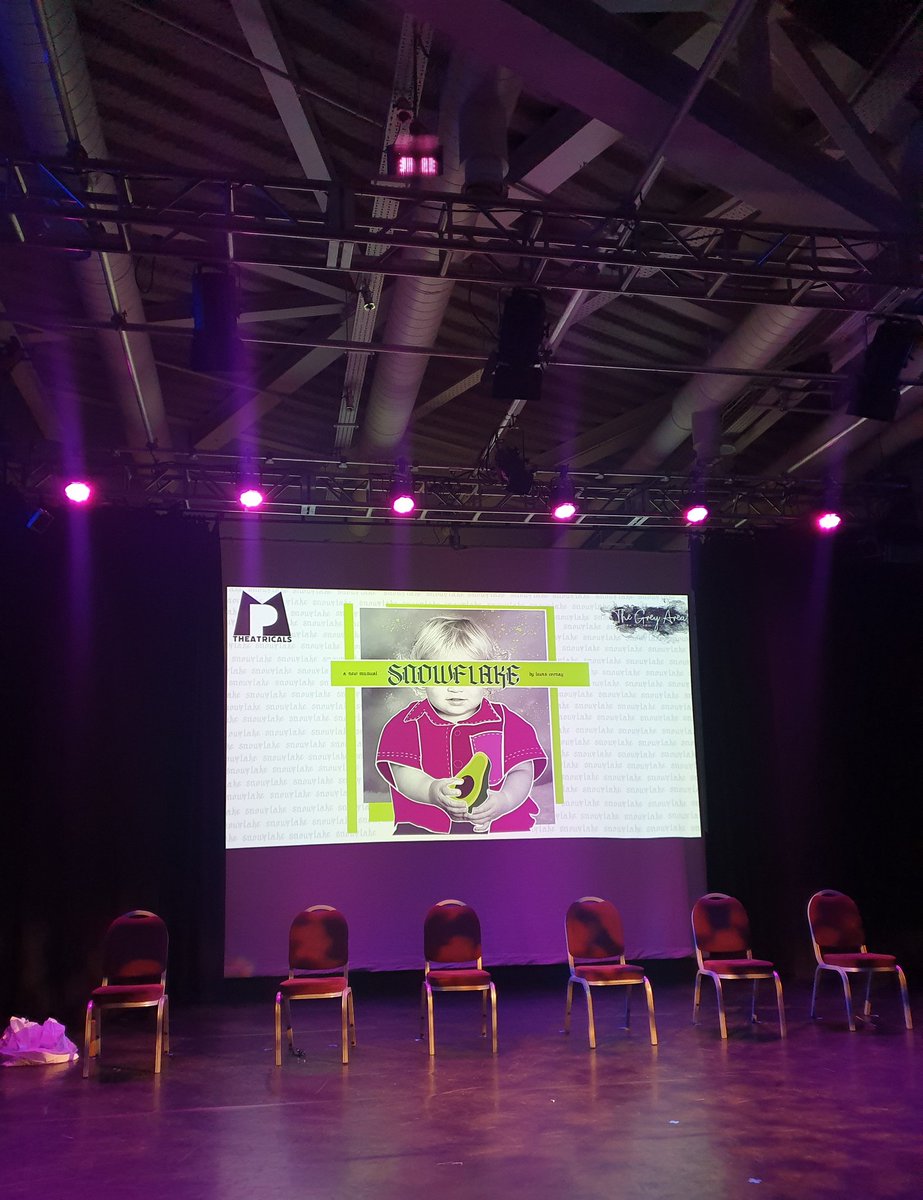 LOVED IT 😍 What a bloody brilliant night watching #rewrites <a href="/SnowflakeMus/">Snowflake: A New Musical</a>! Wonderfully honest and heartwarming. Huge congratulations to the entire team <a href="/lewiscornay1/">lewiscornay1</a> <a href="/TJG_UK/">Tom Jackson Greaves</a> @MpTheatricals <a href="/The_Lowry/">Lowry</a> <a href="/culturedclub/">Matt Eames</a> 👏🙌