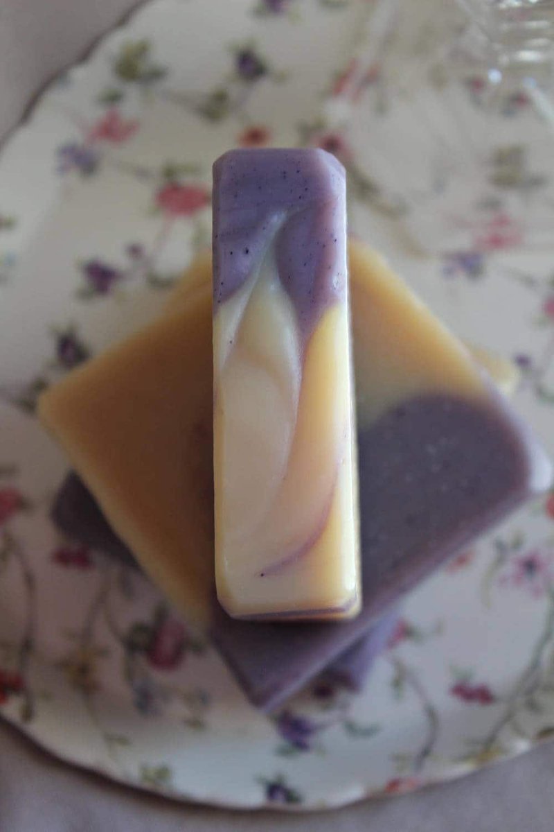 libertysoap's tweet photo. Lilac Goat's Milk Soap, Cocoa Butter Soap, Floral Scent Bar Soap, Handmade Soap, Botanical Soap, Feminine Soap Flower Soap Moisturizing Soap https://t.co/iqKsLEU5qg ##WashYourHands #Etsy #facialcare #Mensgrooming #ecofriendly #SensitiveSkinSoap https://t.co/zwHoo1r4CN