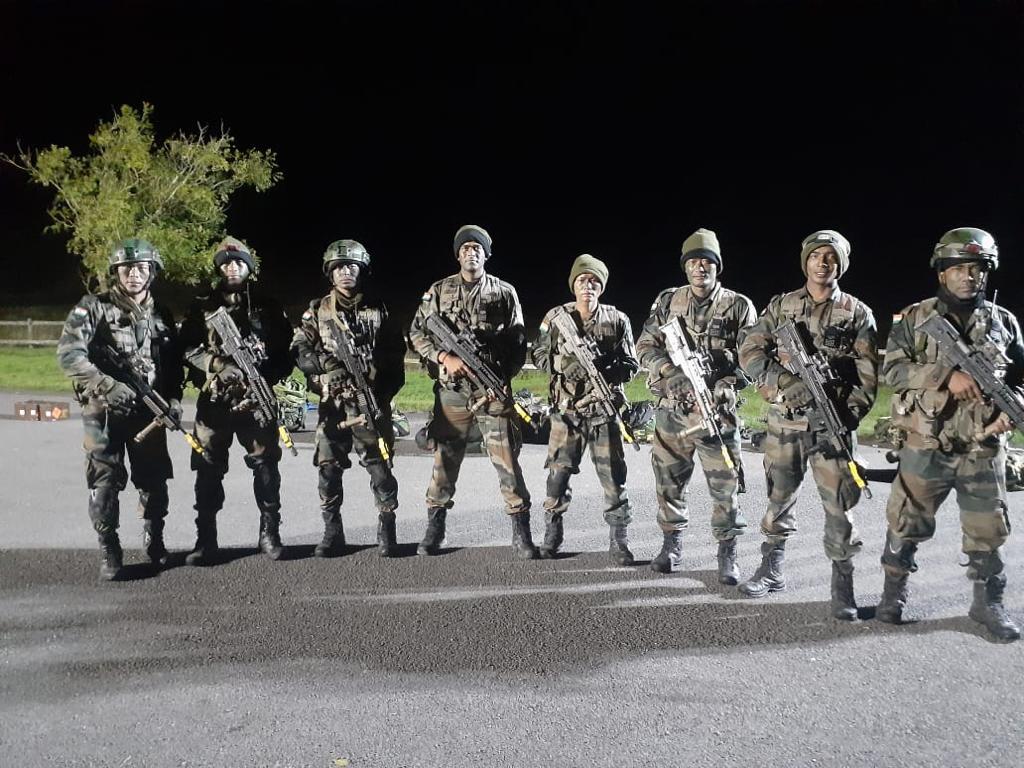 adgpi's tweet photo. #Proud 

#IndianArmy contigent has bagged the prestigious #GoldMedal in premier patrolling event #ExerciseCambrianPatrol. The exercise is conducted by #BritishArmy every year in #Wales and 96 teams including 17 from different countries participated in this edition of the event. https://t.co/75R6gvfJbk