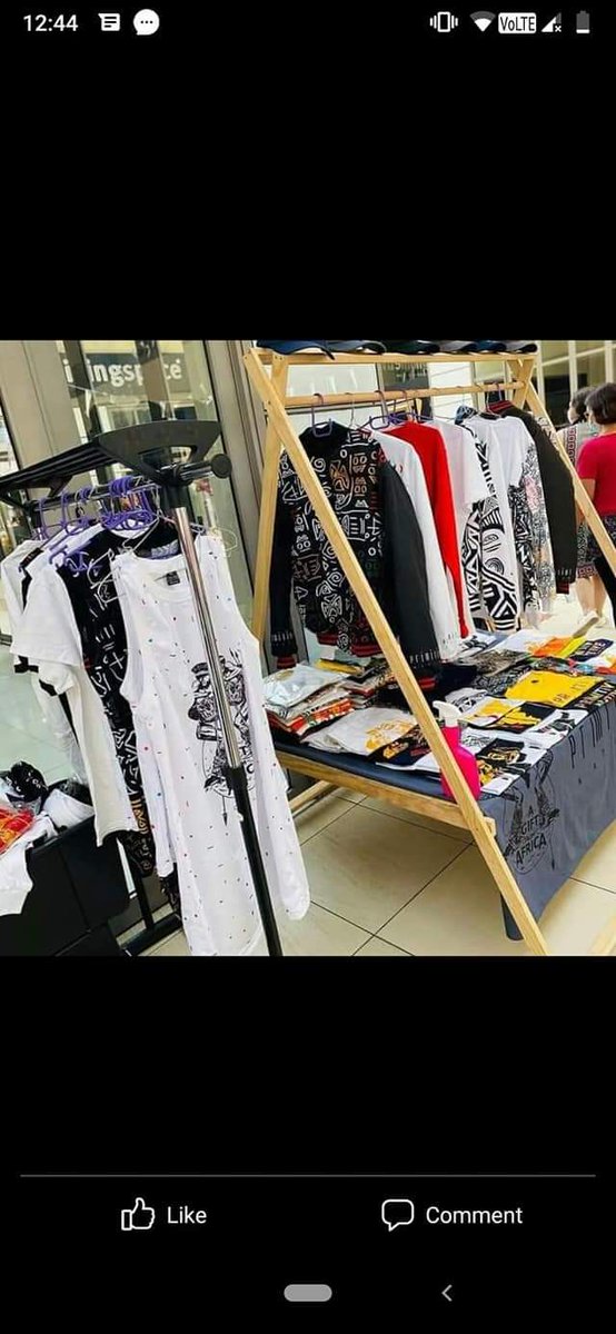 PrimitiveNative's tweet photo. It is the weekend market @kofifi_cafe we have those must have garments in stock. If you are around the vicinity, come through and grab an item or two🤟🏾 and enjoy good music, food and awesome vibe
#TeamLocal #TeamPrimitive #DJSBU https://t.co/nlhC2rrocC