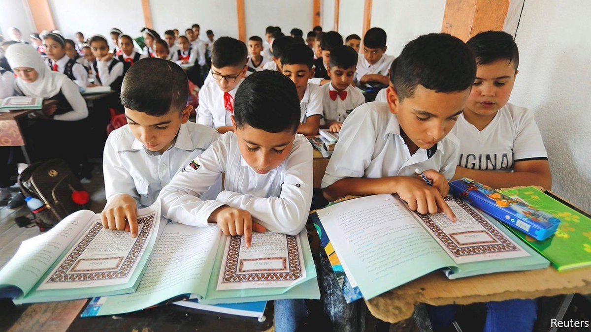 CreativeTeachi5's tweet image. The travails of teaching Arabs their own language buff.ly/2XrnfLn #TeachingLanguage