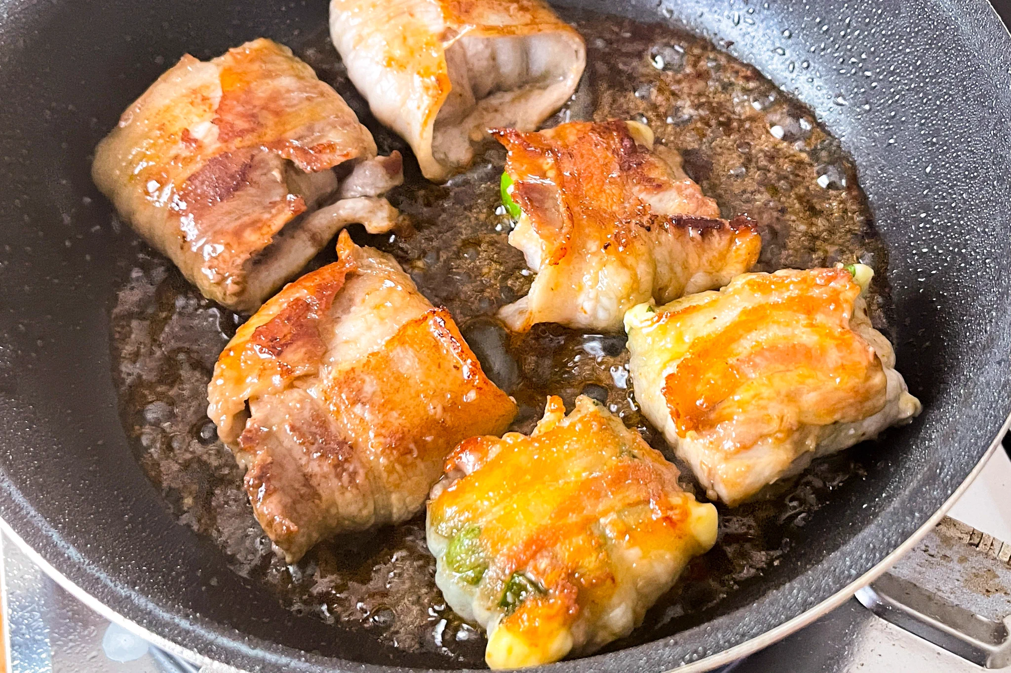 ご飯が進みそう！とっても美味しそうな、豚バラ肉×大葉×チーズレシピ！